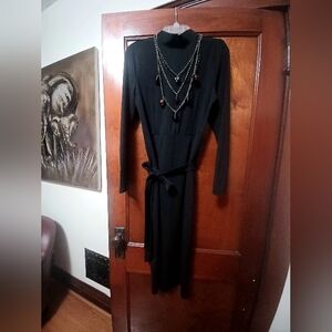 LONG-SLEEVE SHEATH DRESS W/BACK SLIT - (NWOT)